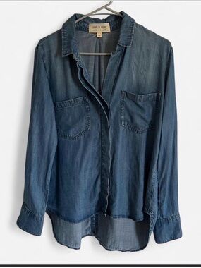 Cloth & Stone Anthropologie Split Back Chambray Denim Shirt Medium